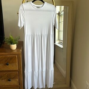 ASOS white maxi dress (US size 6) ✨